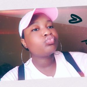 Meet your Posher, Demiah